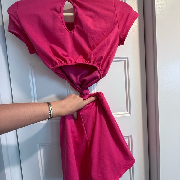Lulus “Laid-Back Lifestyle” Magenta Knot-Front Cutout Romper 🩷 Size XS - Picture 6 of 6